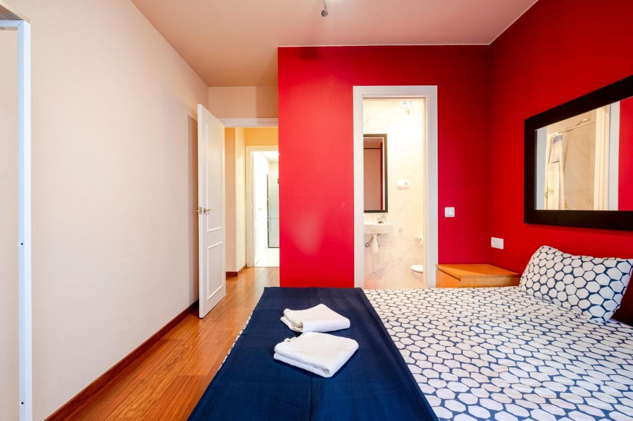 ברצלונה Three Bedroom Apartment In Sants מראה חיצוני תמונה